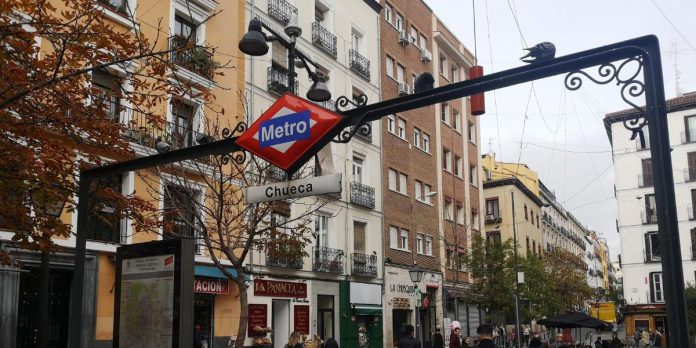 Hora en la que abre el Metro de Madrid los domingos