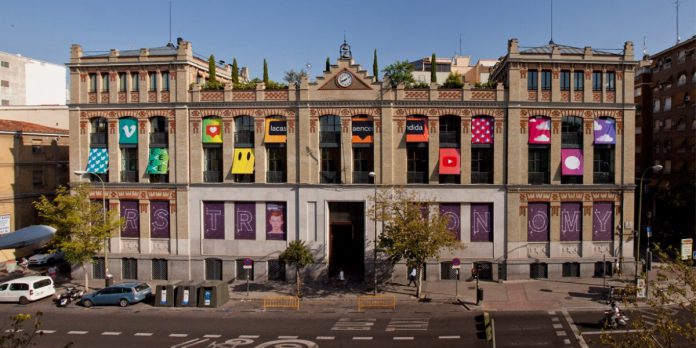 La Casa Encendida