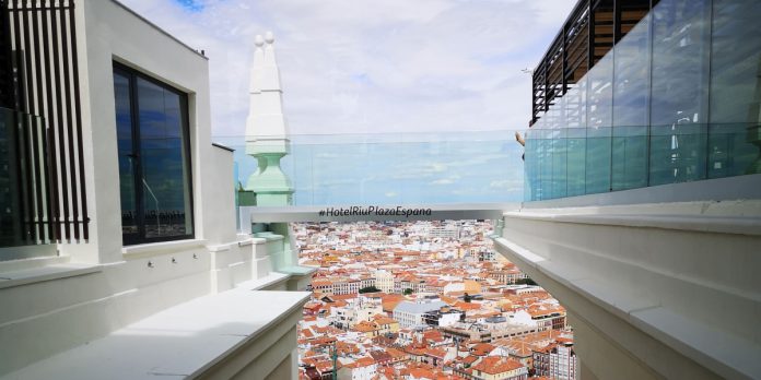 De Madrid al cielo sky bar | Rooftop | Hotel Riu Plaza España | Verano 2020
