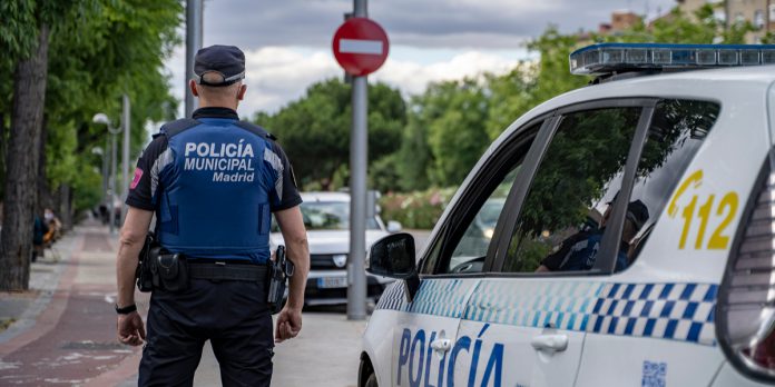 Policía