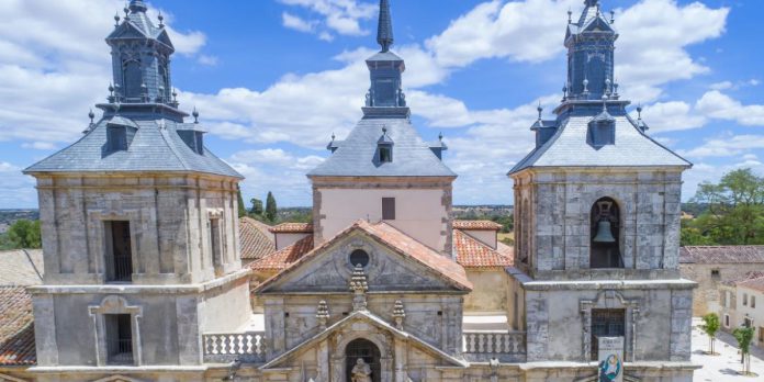 Fachada-Iglesia-San-Francisco-Javier