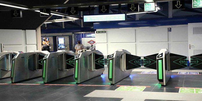 Tornos