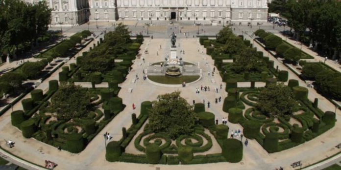 Plaza de oriente
