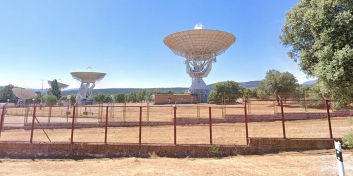 Satelites